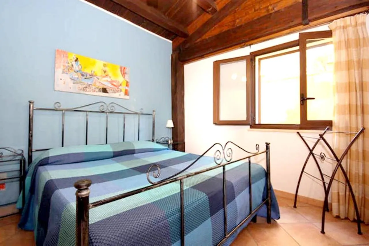 Elegant Villa Marsala: Sea View Retreat with Private Pool 0*, Marsala